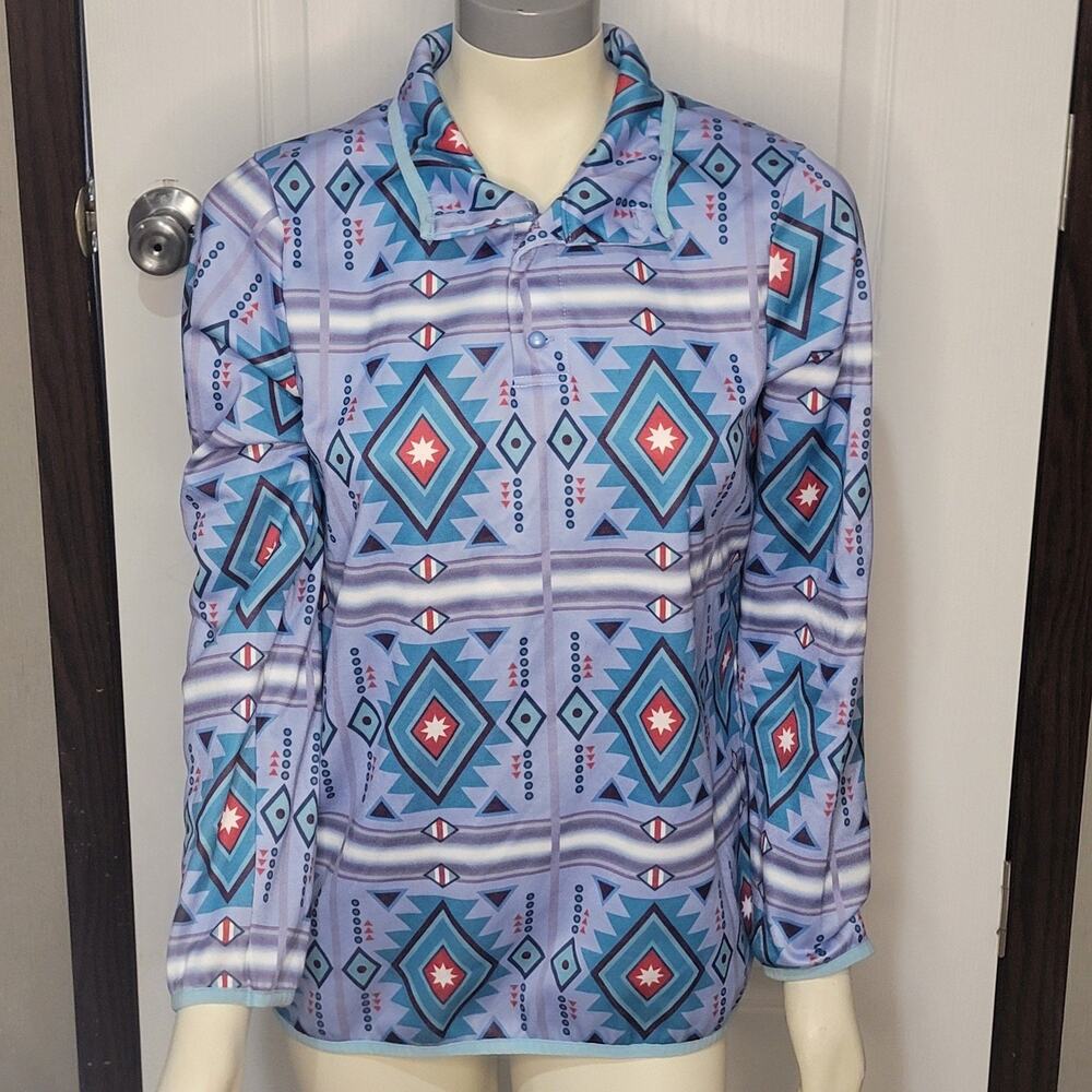 Woman's outdoor fleece pullover sweater